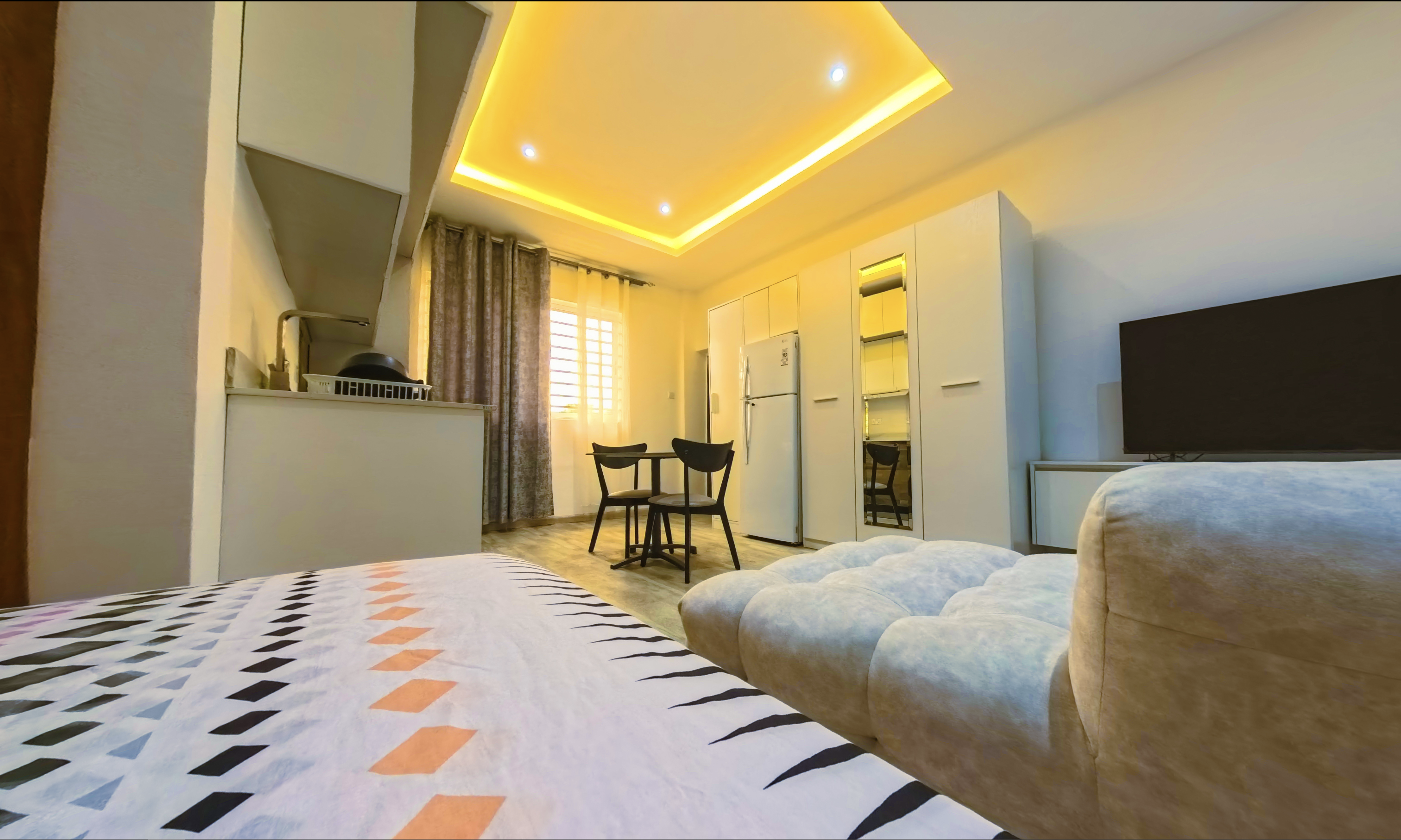 Apt 2 - Studio Apartment